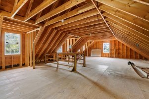 attic1.jpg
