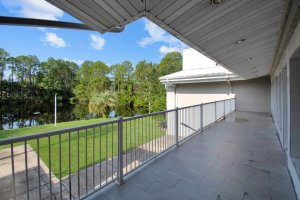 3390-Kori-Rd-Jacksonville-FL-DSC_7479-min-11-Large.jpg