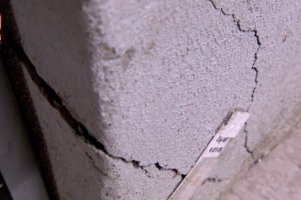 millennium-tower-cracks-3.jpg