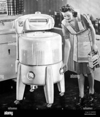 american-heated-mangle-about-1945-MB9D00.jpg